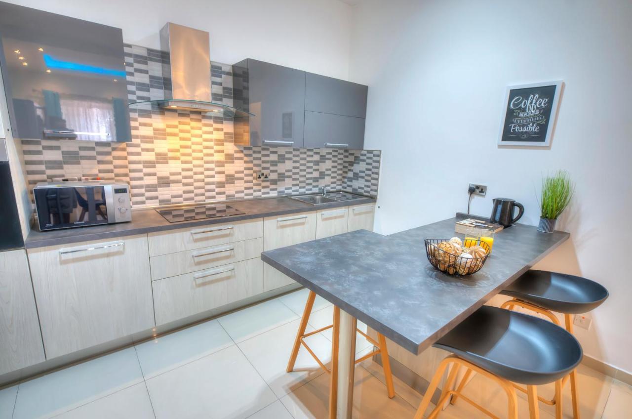 Spacious And Beautifully Furnished 3 Bedrooms/3Bathrooms Apartment With 2 Balconies Wvid1-1 Gzira Exterior photo
